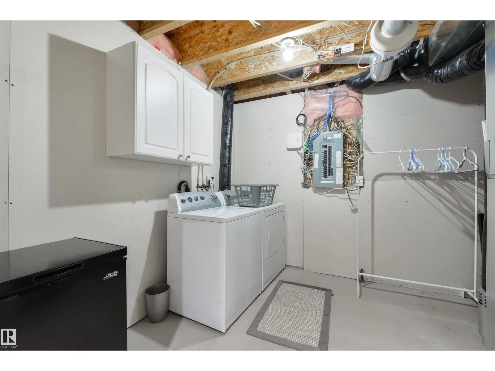 26 LEYLAND WY