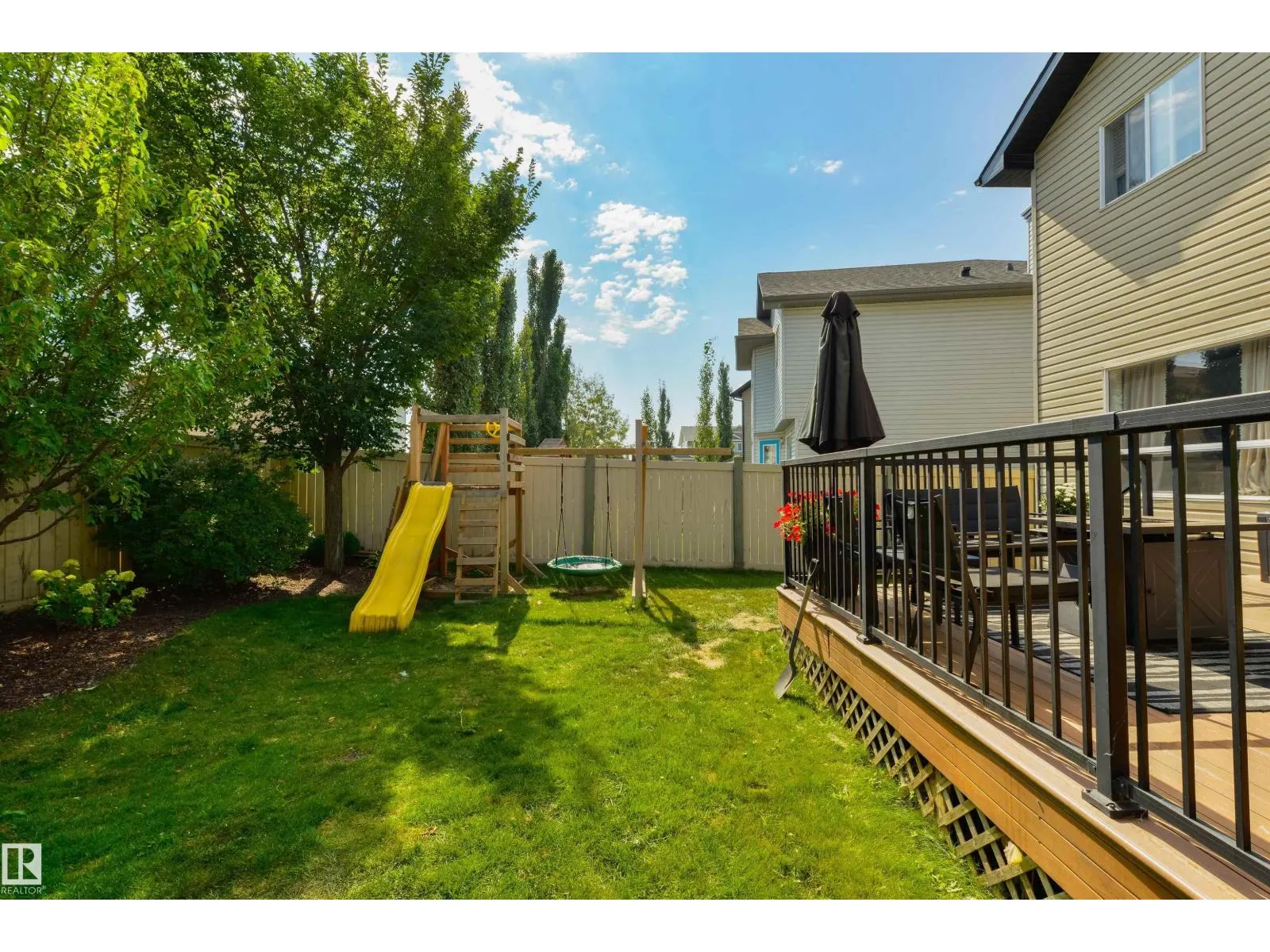 26 LEYLAND WY