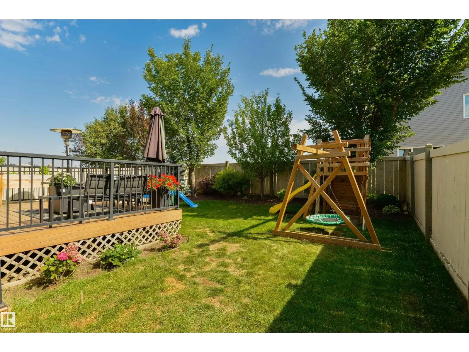 26 LEYLAND WY