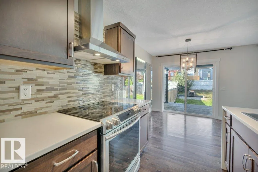 399 SIMMONDS WY
