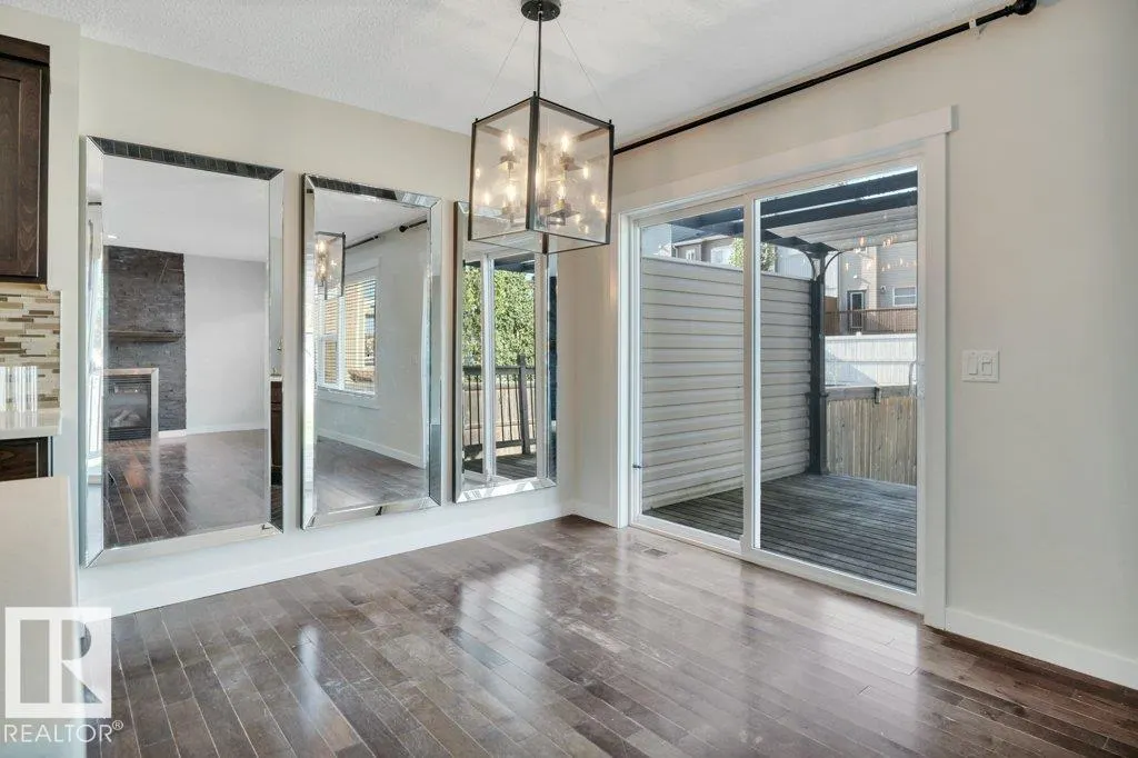399 SIMMONDS WY