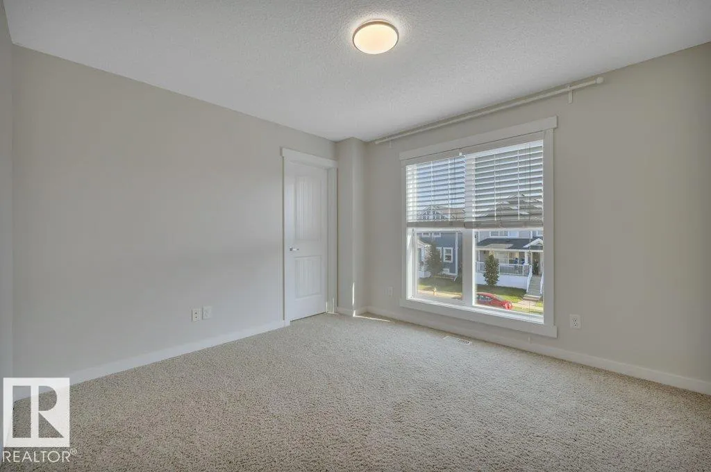 399 SIMMONDS WY