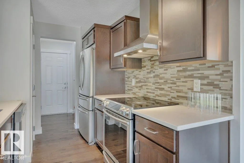 399 SIMMONDS WY