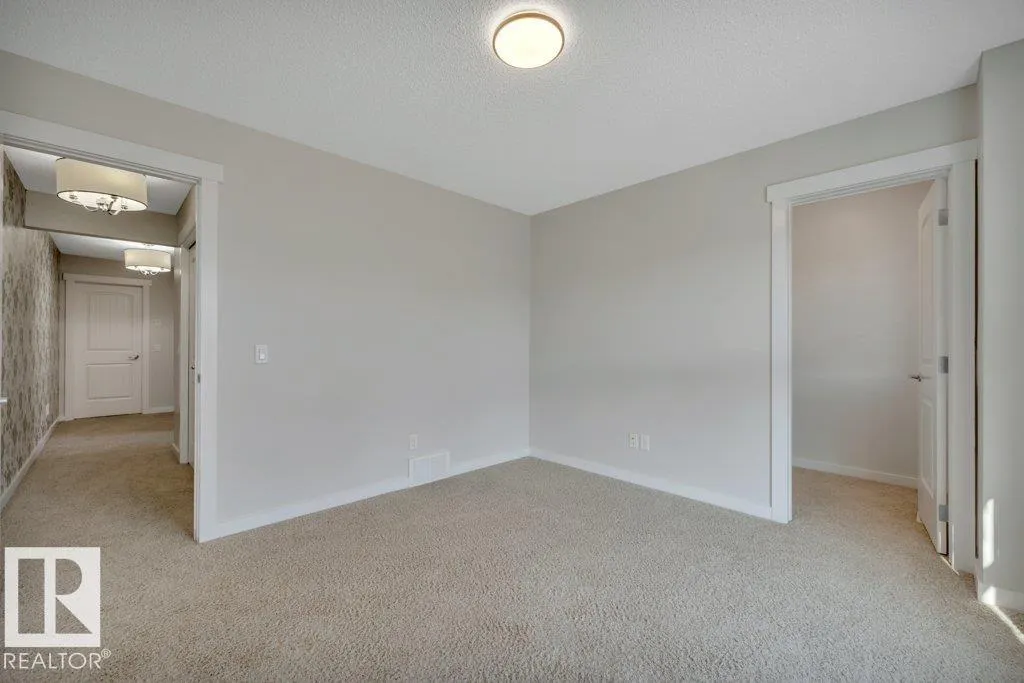 399 SIMMONDS WY