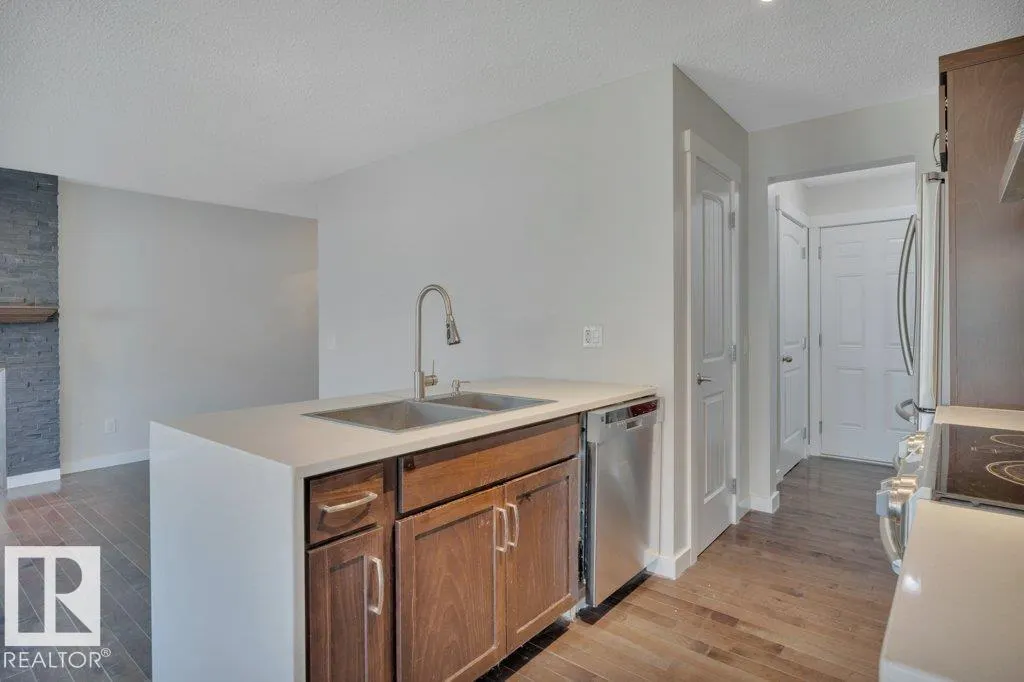 399 SIMMONDS WY
