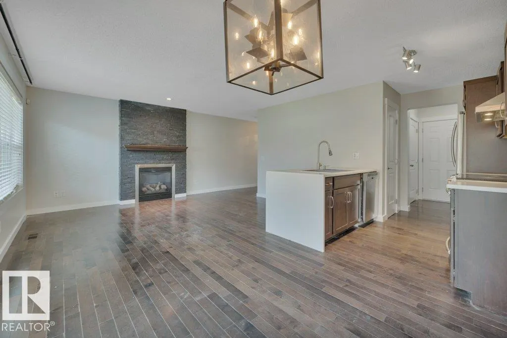 399 SIMMONDS WY