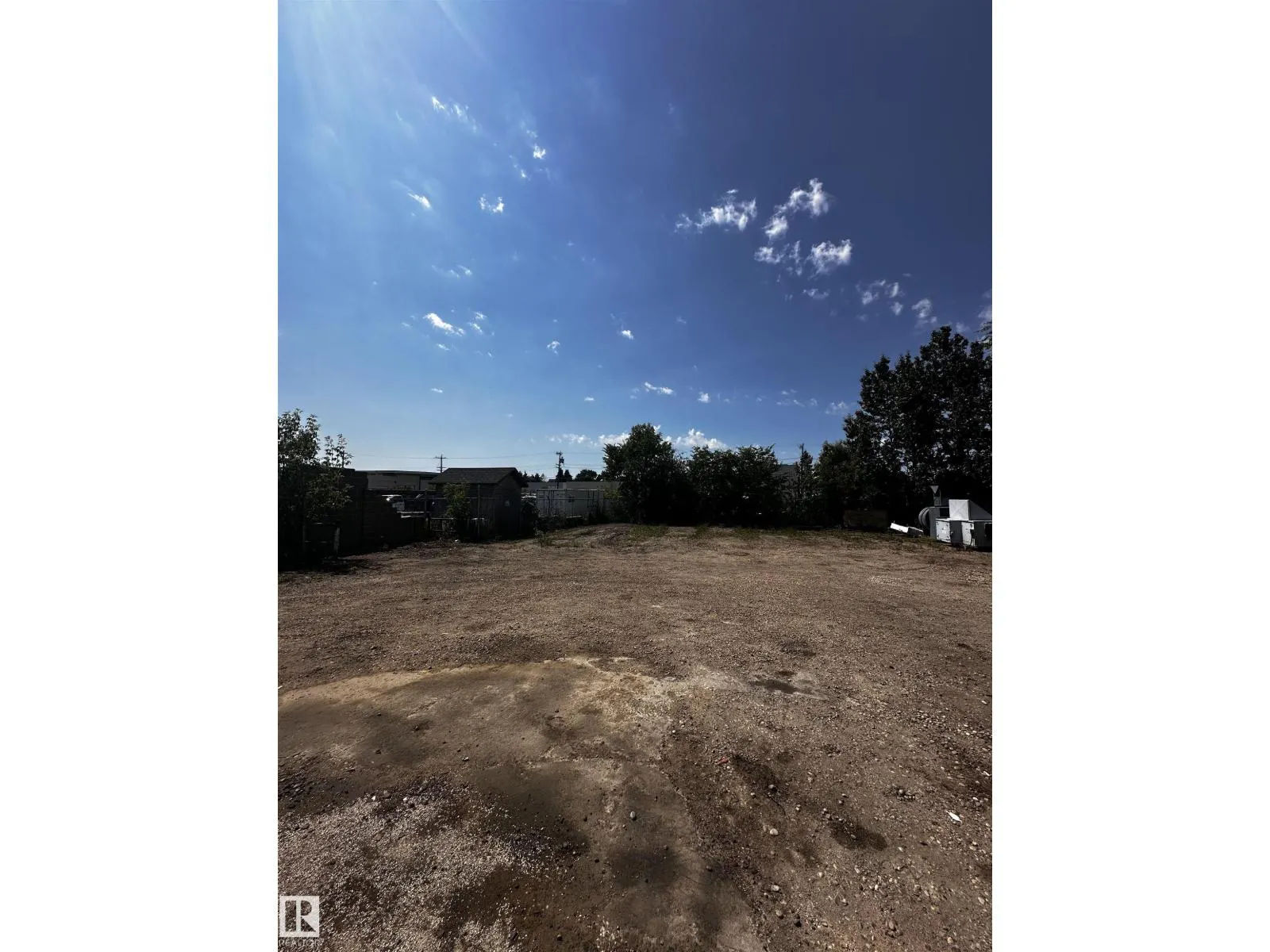 5720 103A ST NW