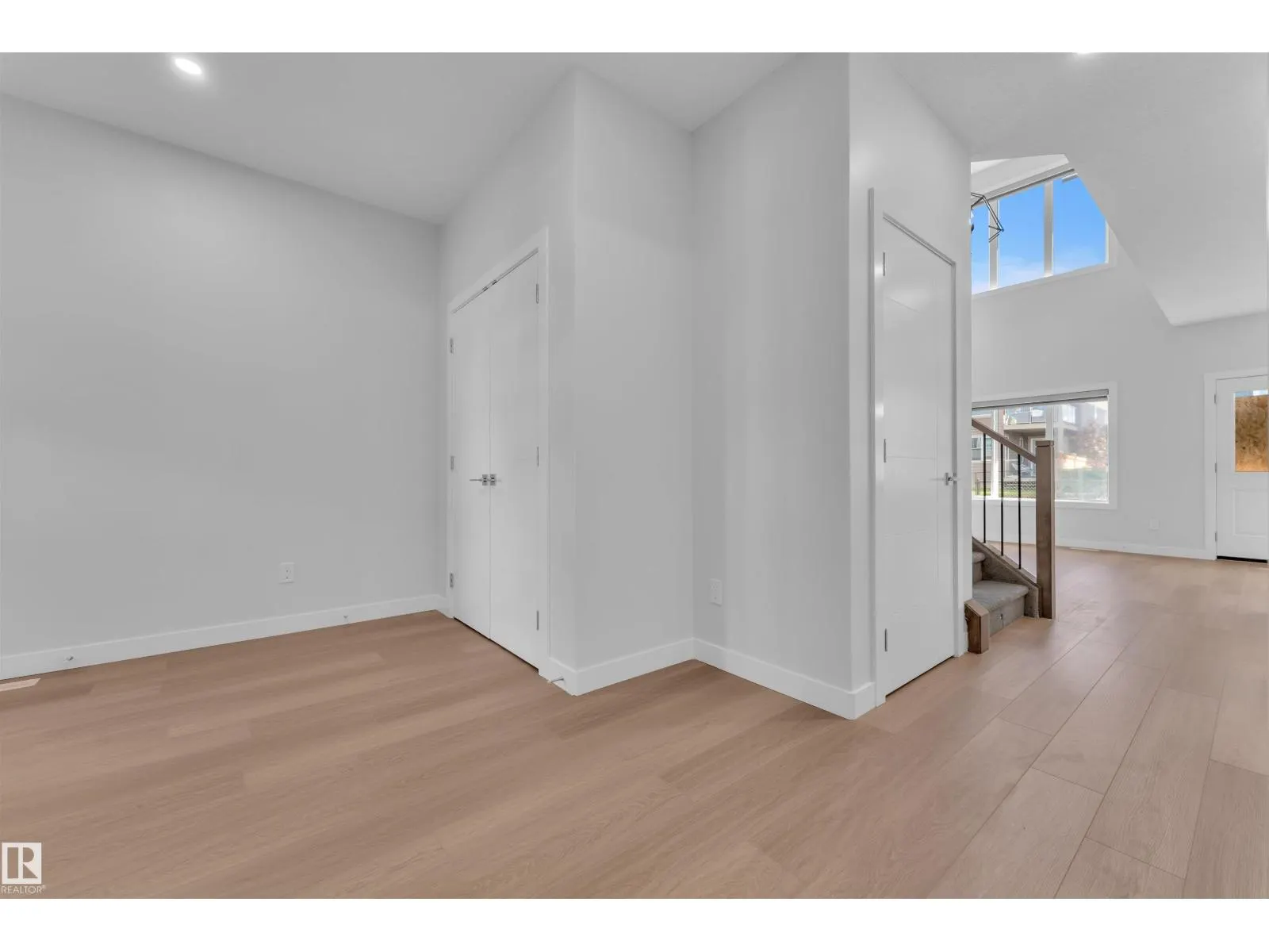204 Crystal Creek DR