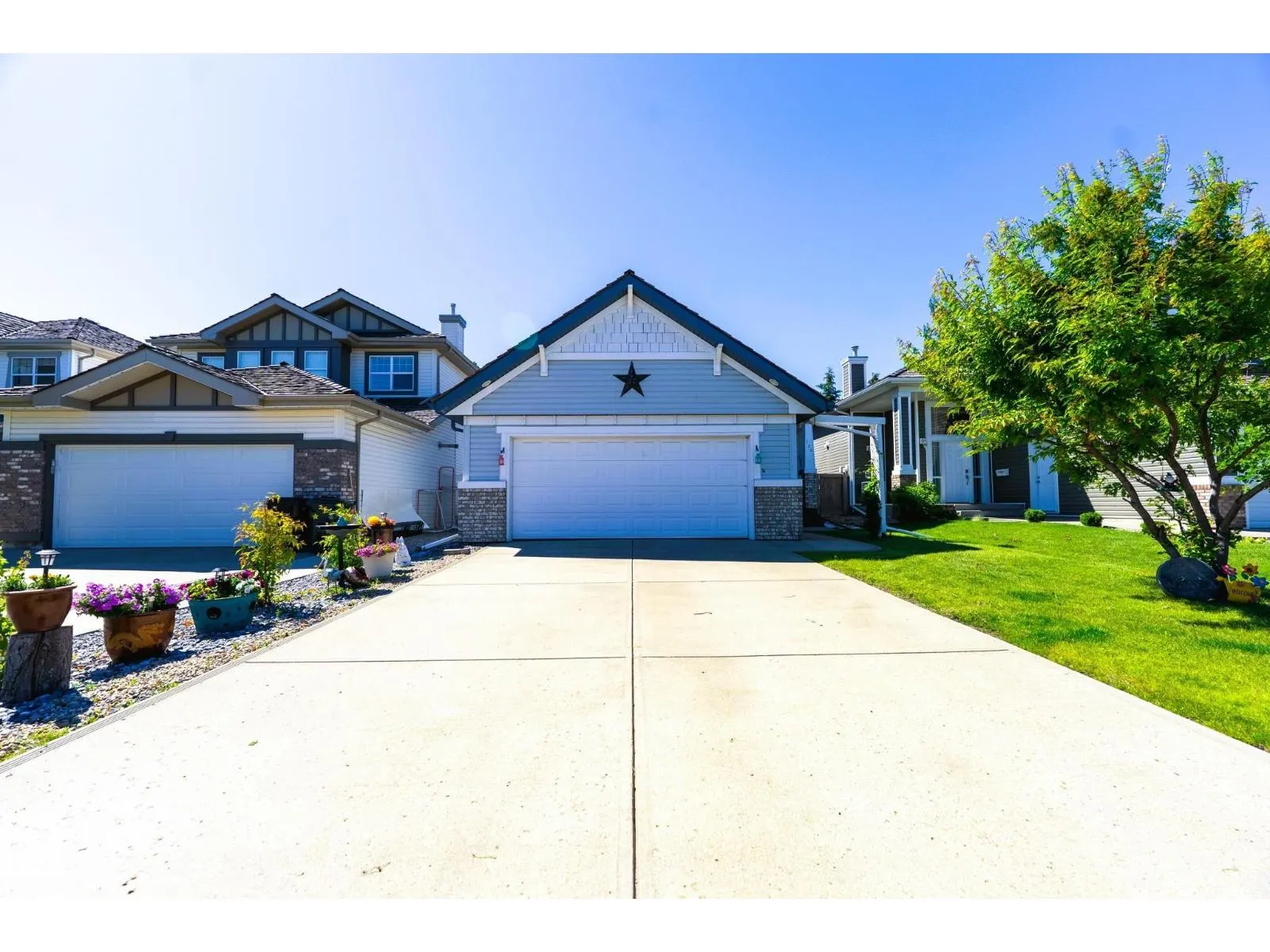 124 NEWCASTLE CR