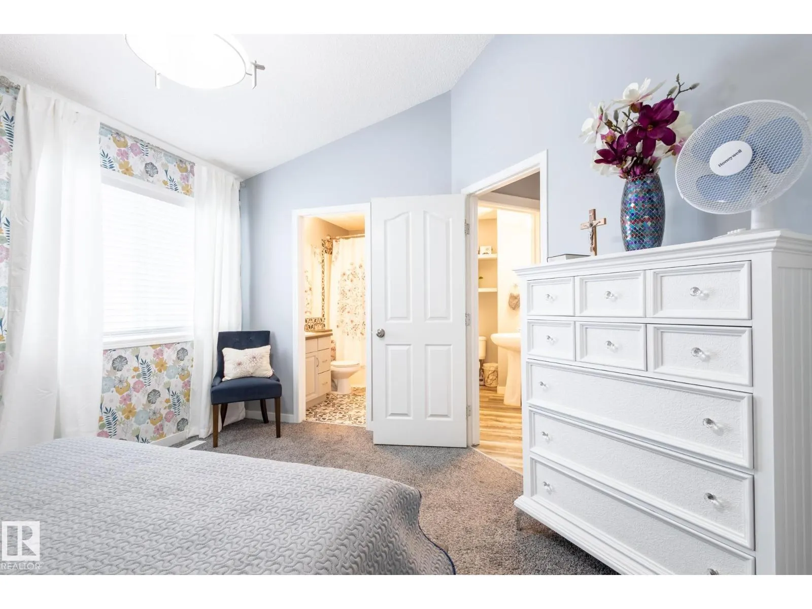 124 NEWCASTLE CR