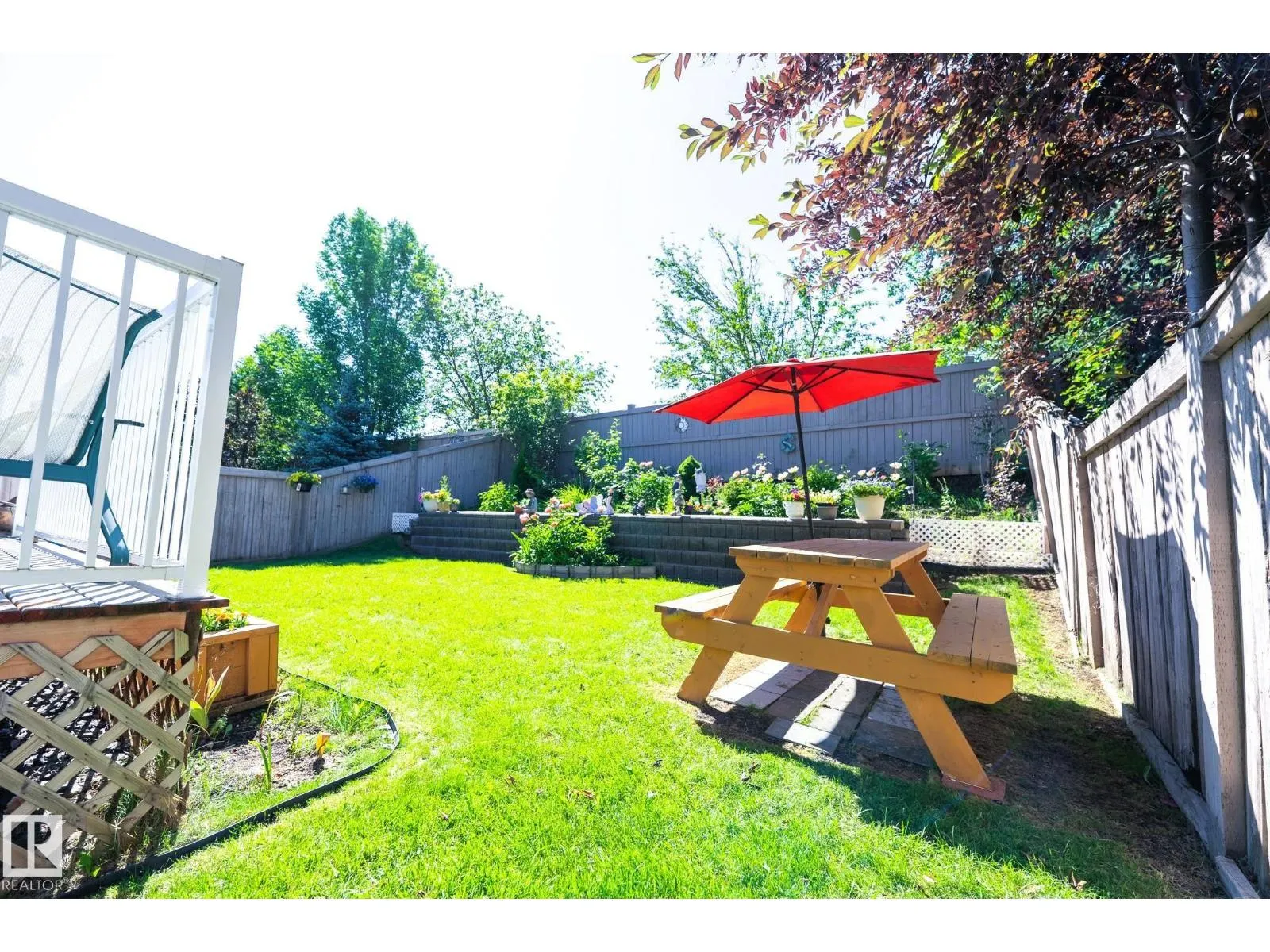 124 NEWCASTLE CR