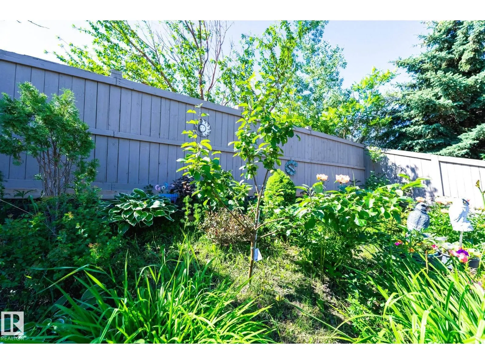 124 NEWCASTLE CR