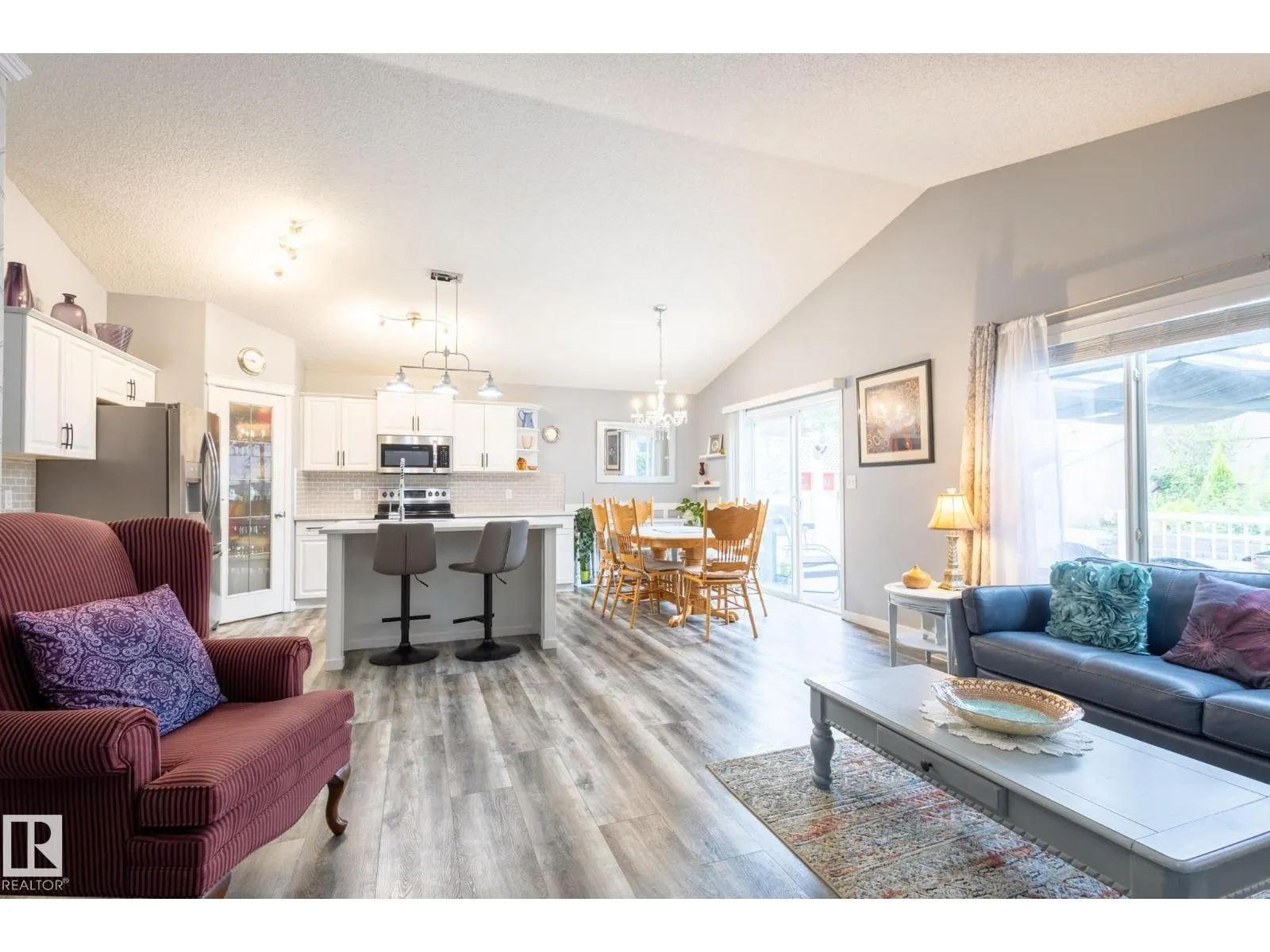 124 NEWCASTLE CR