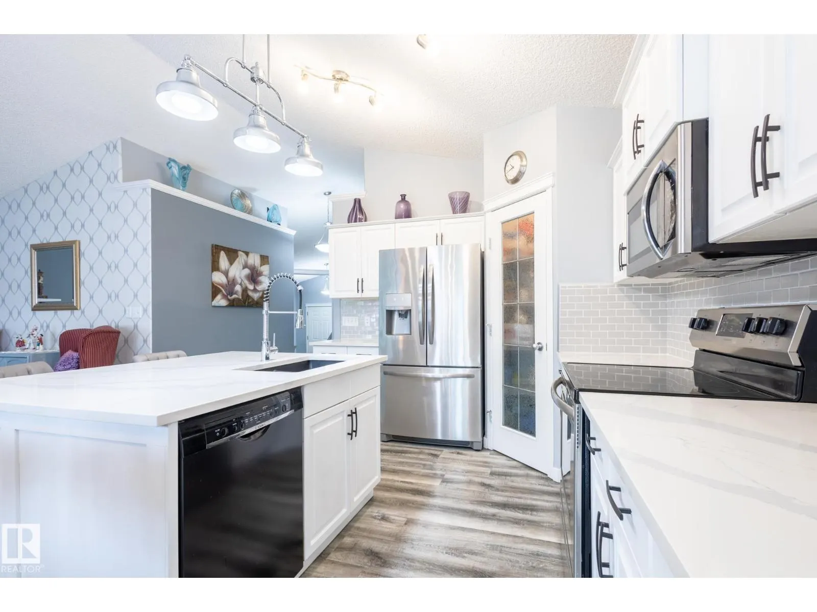 124 NEWCASTLE CR