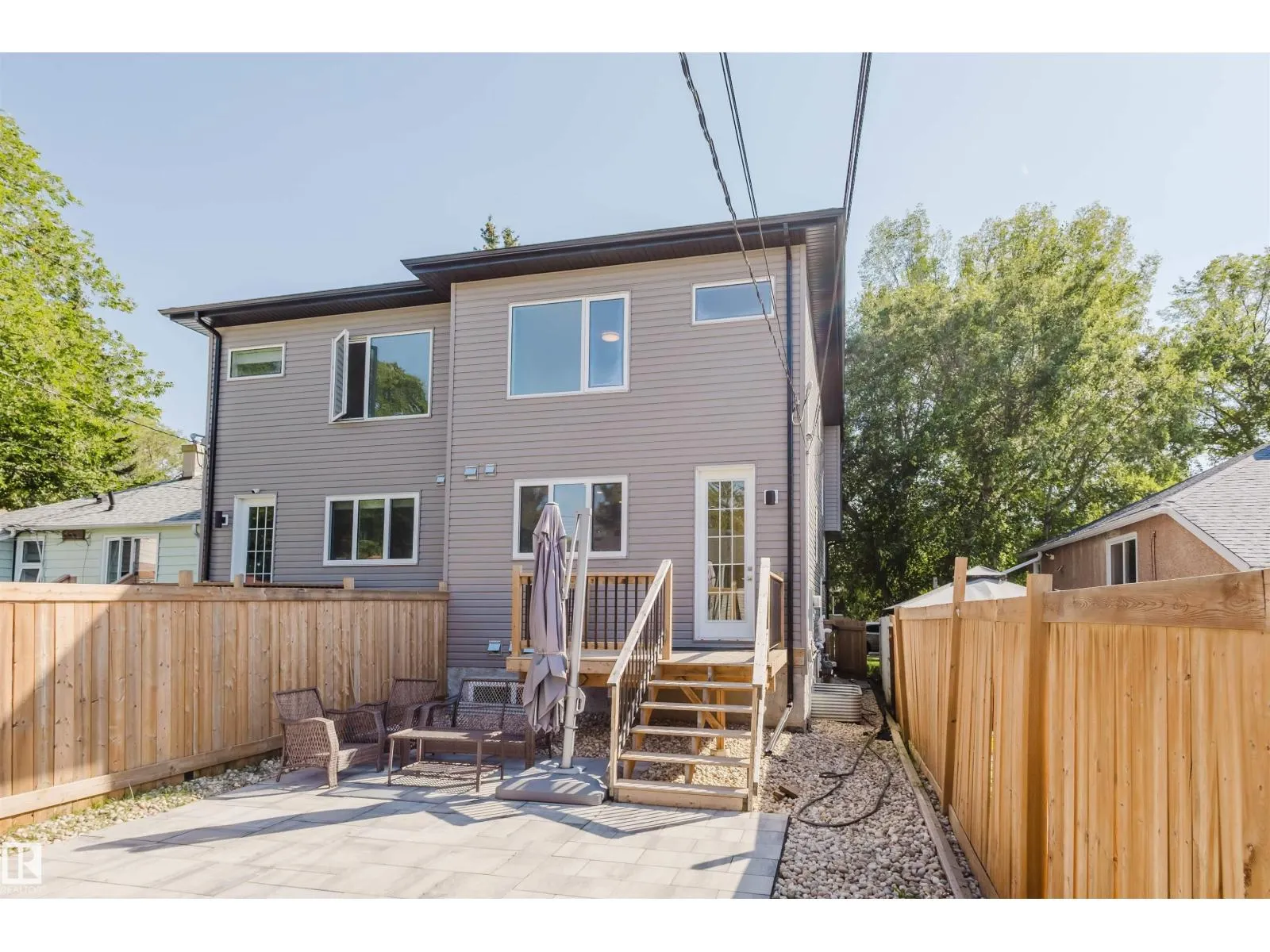 10824 66 AV NW