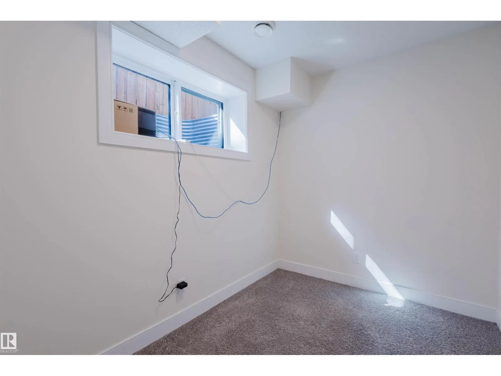 10824 66 AV NW