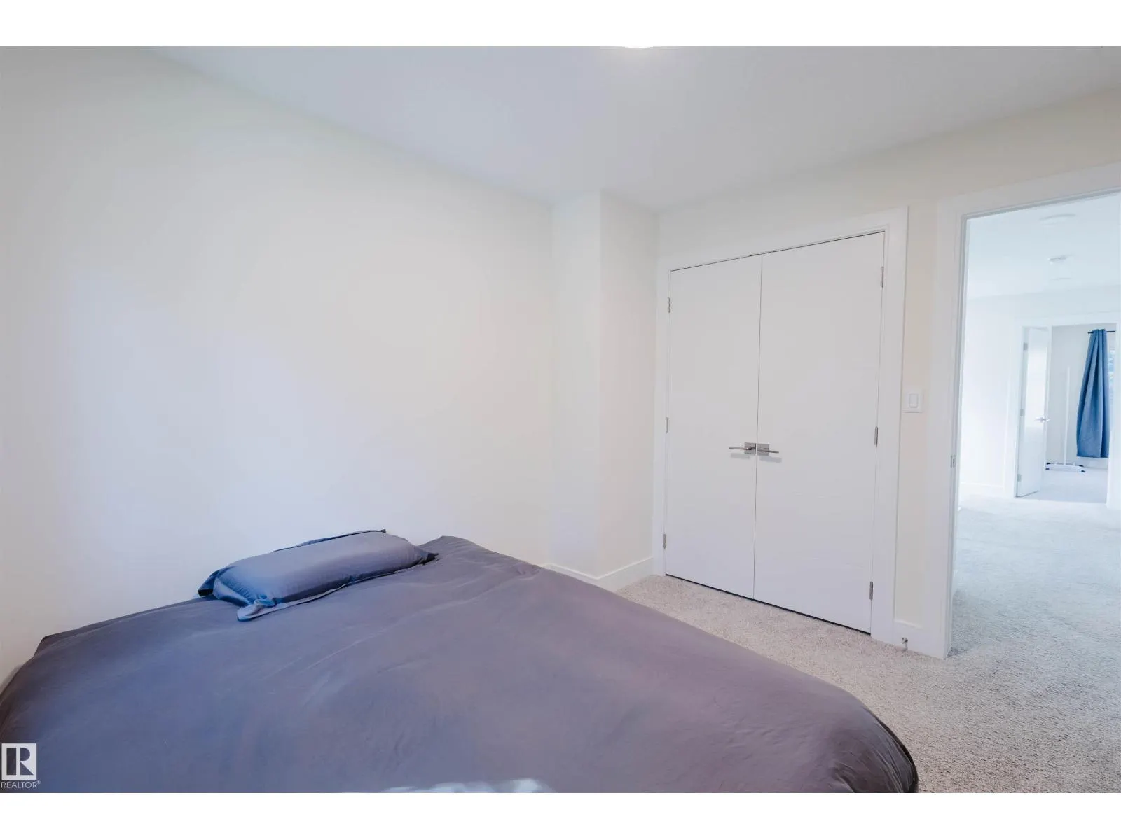 10824 66 AV NW