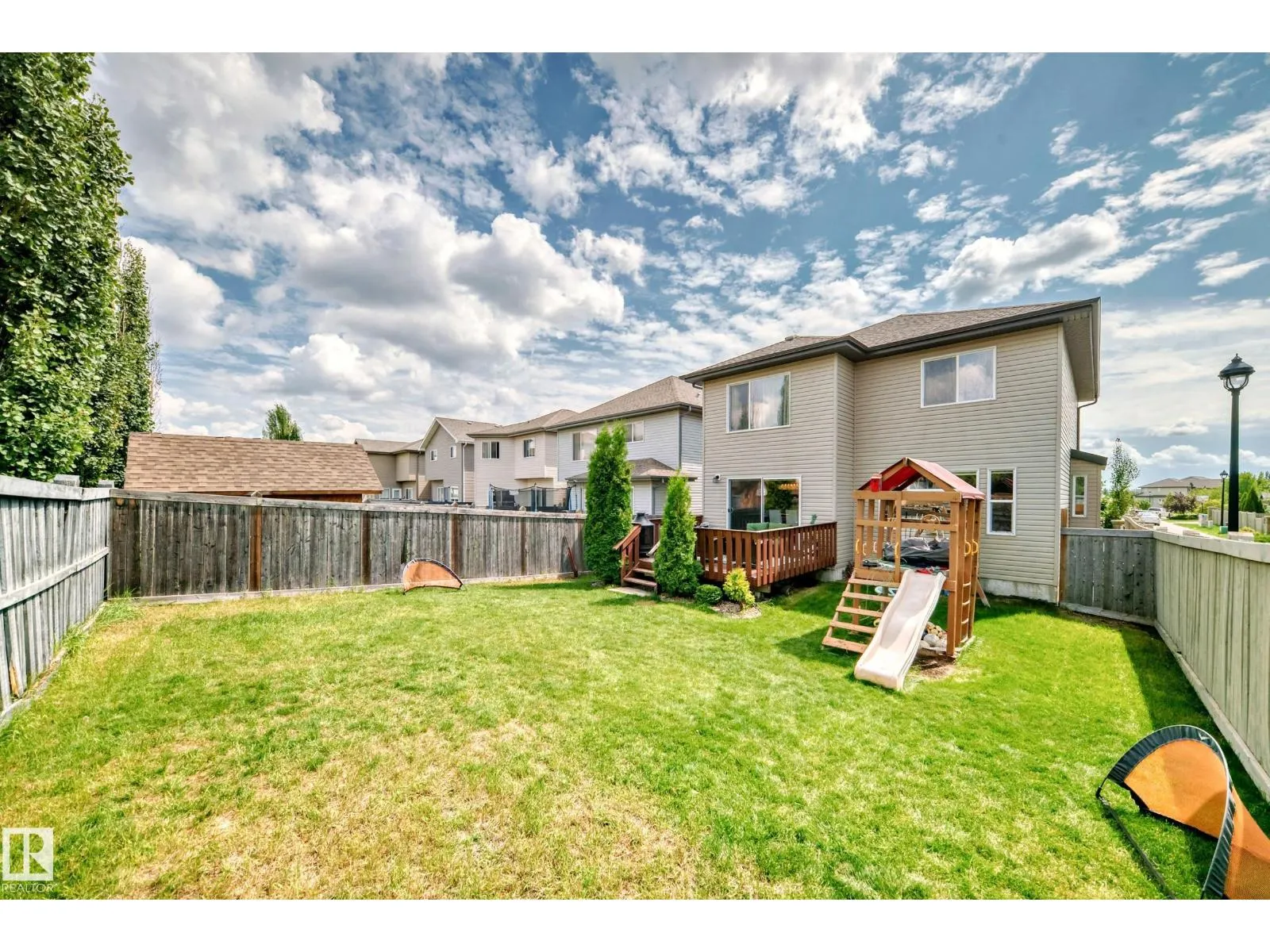 6995 Strom LN NW NW
