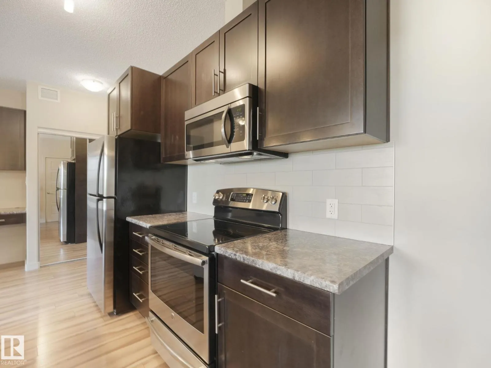 #317 1144 ADAMSON DR SW