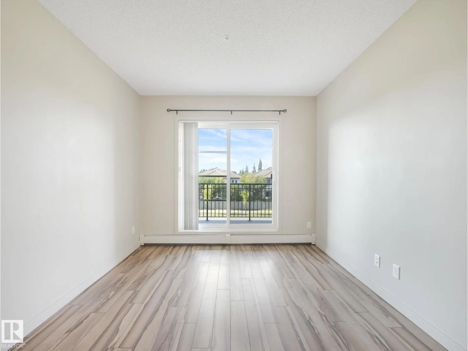 #317 1144 ADAMSON DR SW