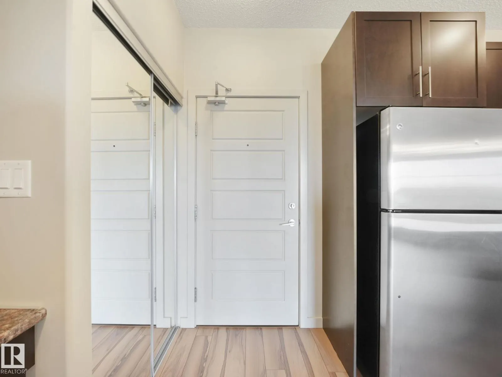 #317 1144 ADAMSON DR SW