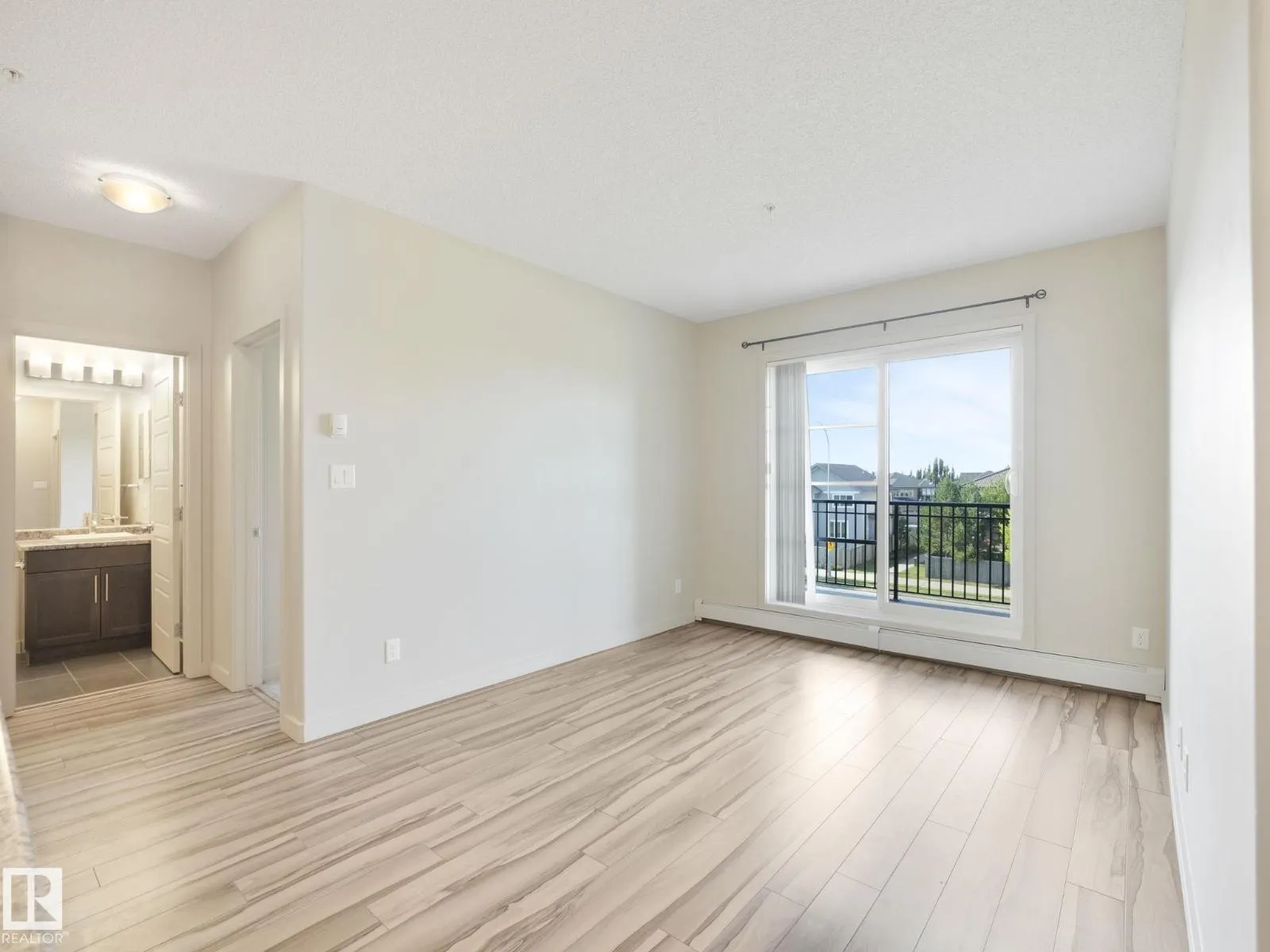 #317 1144 ADAMSON DR SW