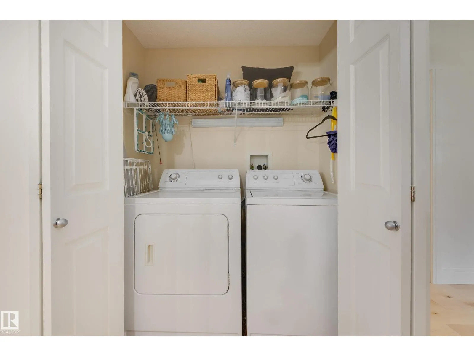 #102 9811 96A ST NW