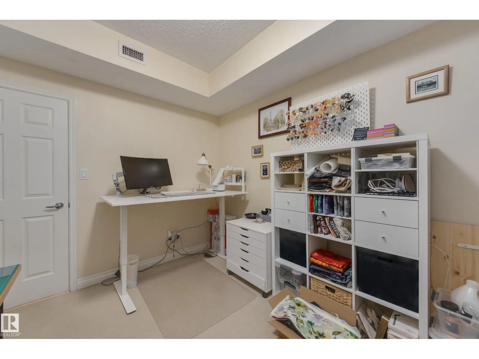 #102 9811 96A ST NW