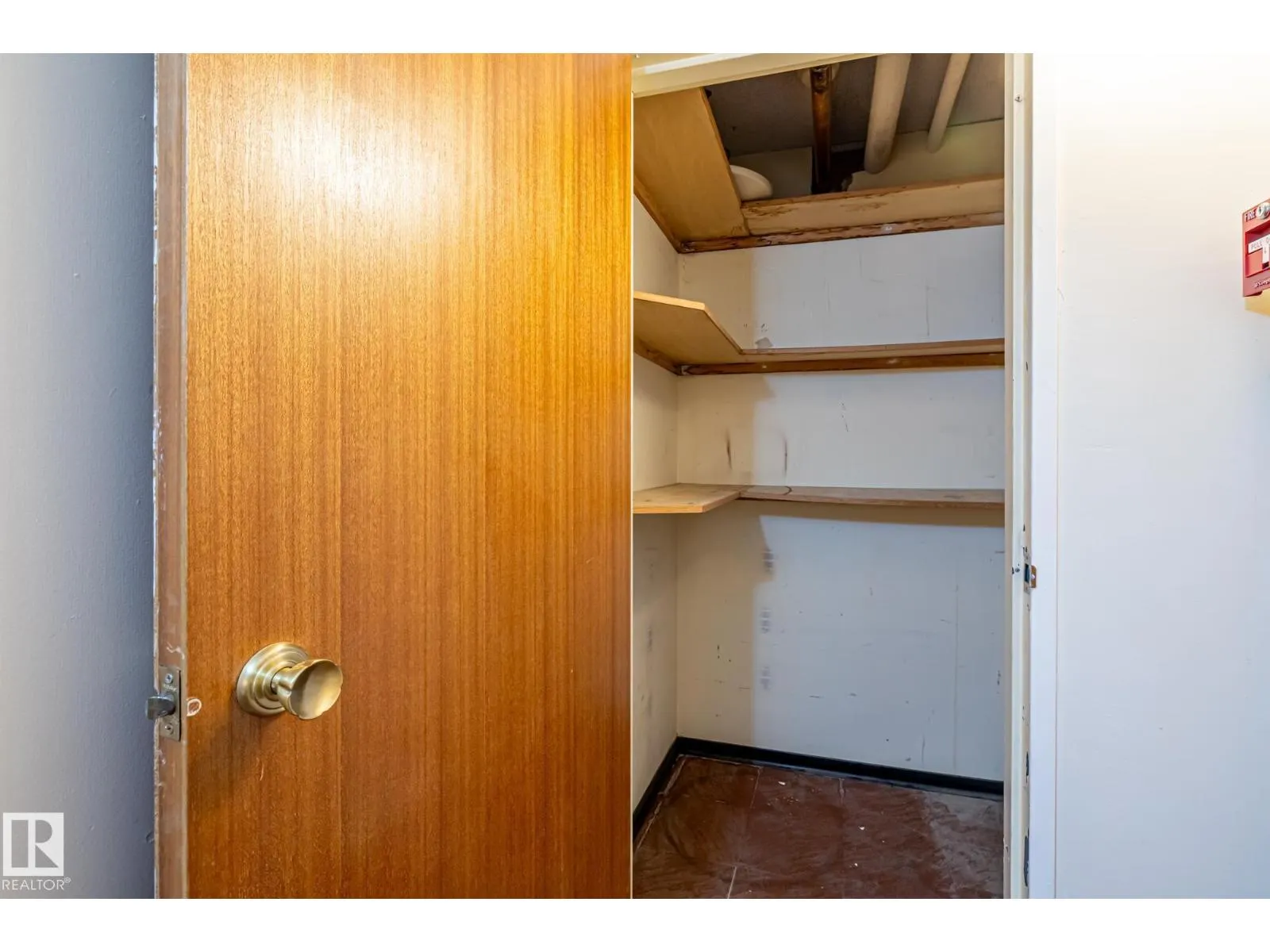 #802 11920 100 AV NW