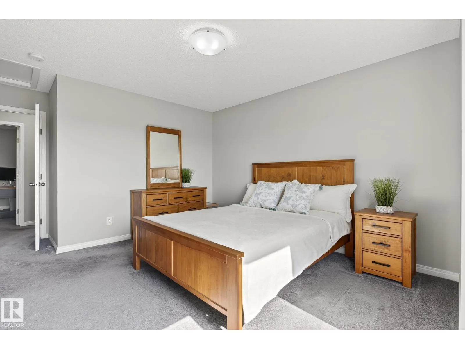 #45 2072 WONNACOTT WY SW