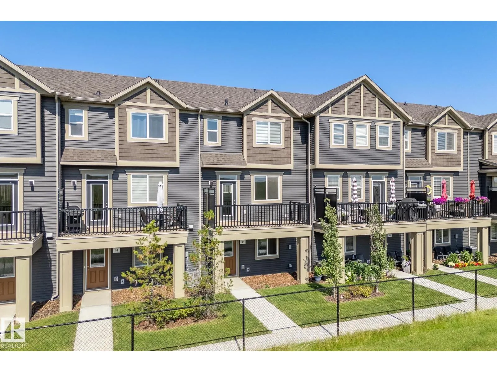 #45 2072 WONNACOTT WY SW