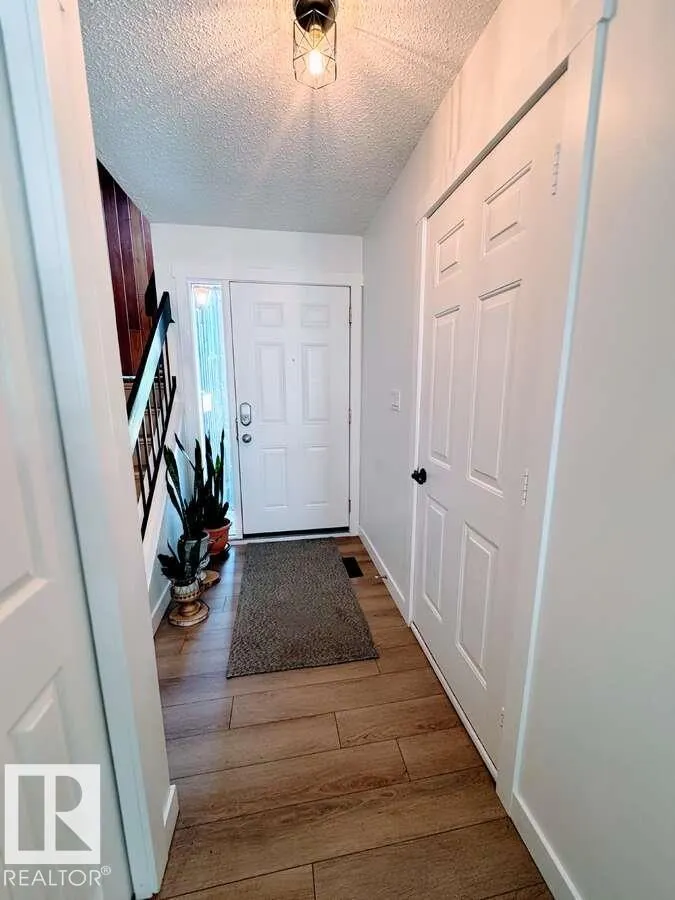 2419 142 AV NW