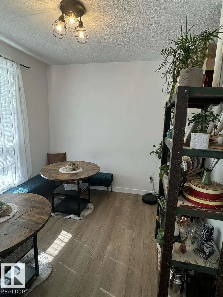 2419 142 AV NW