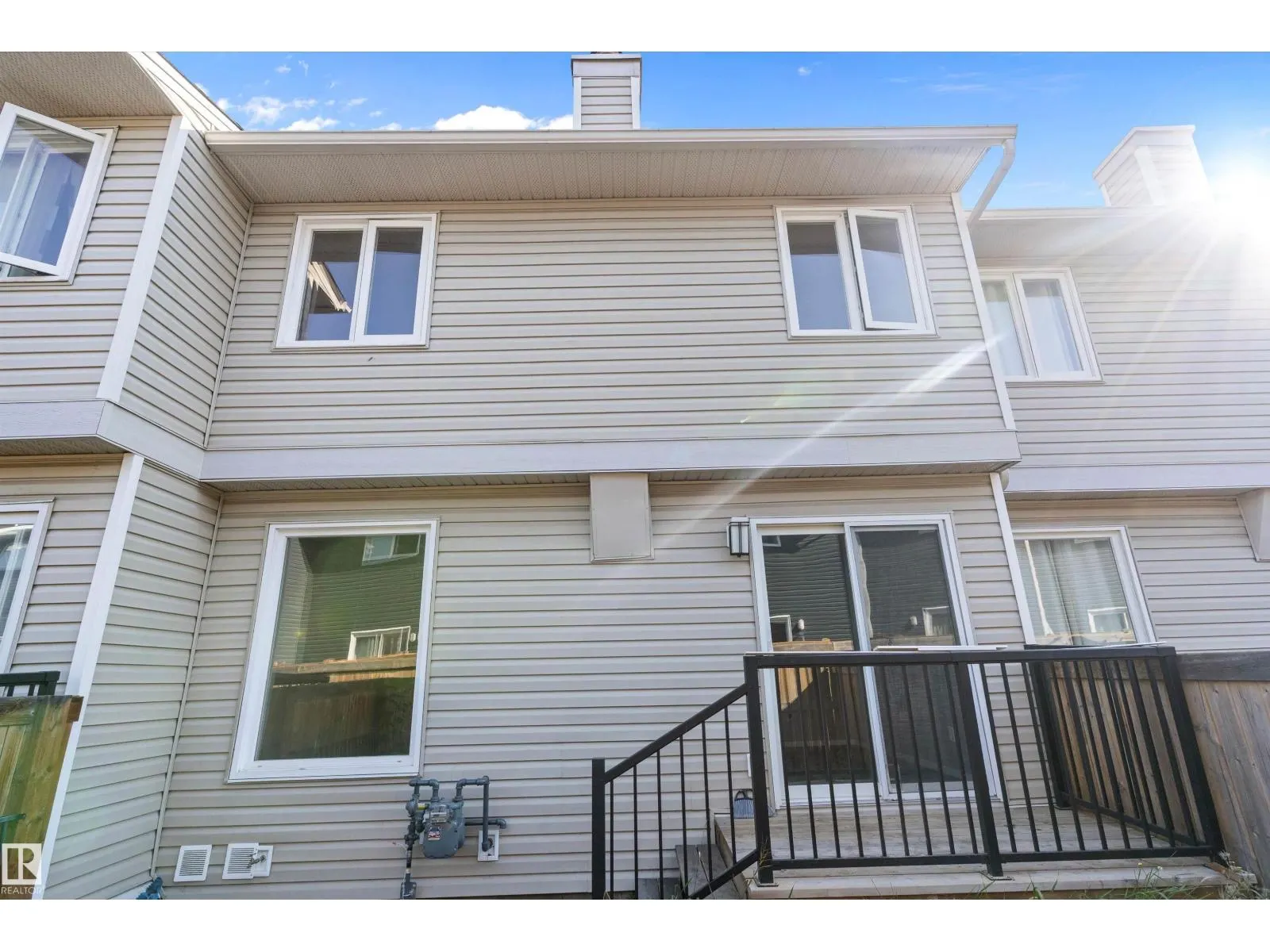 467 DUNLUCE RD NW