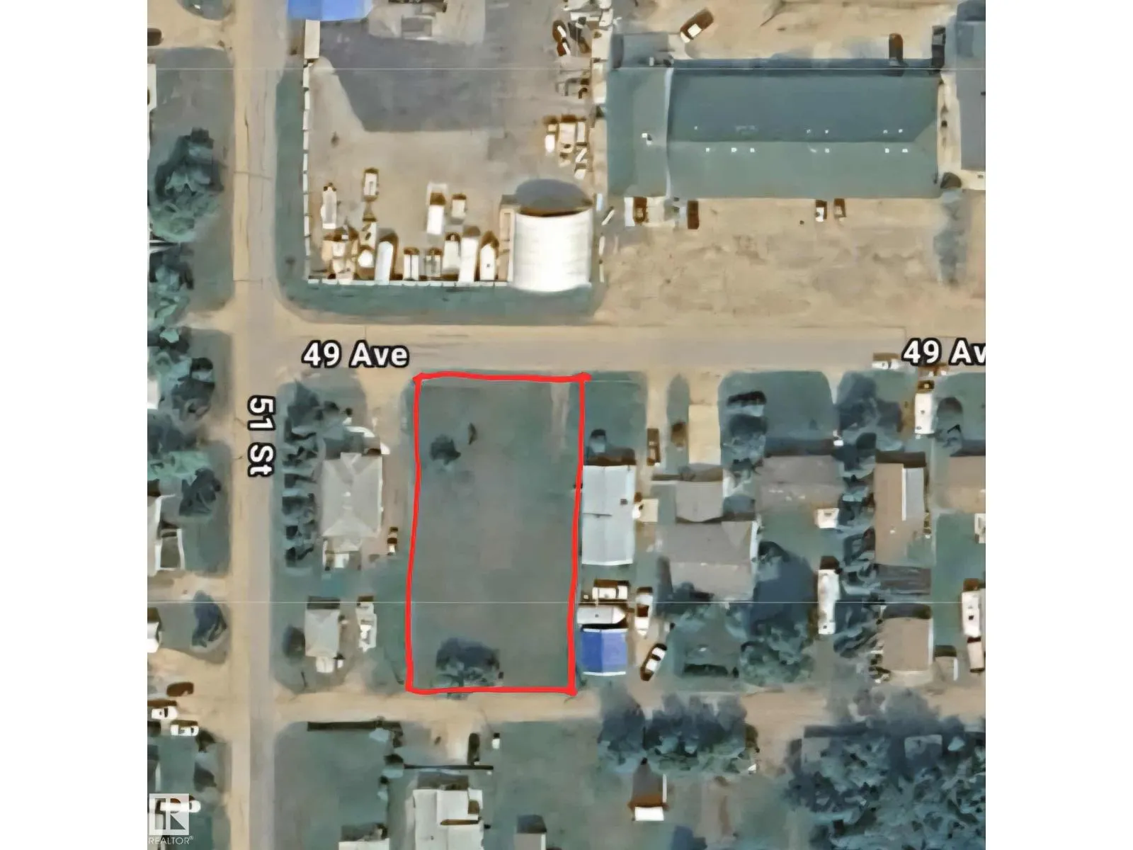 5017 49 Avenue, lot 12&13 (Grassland)