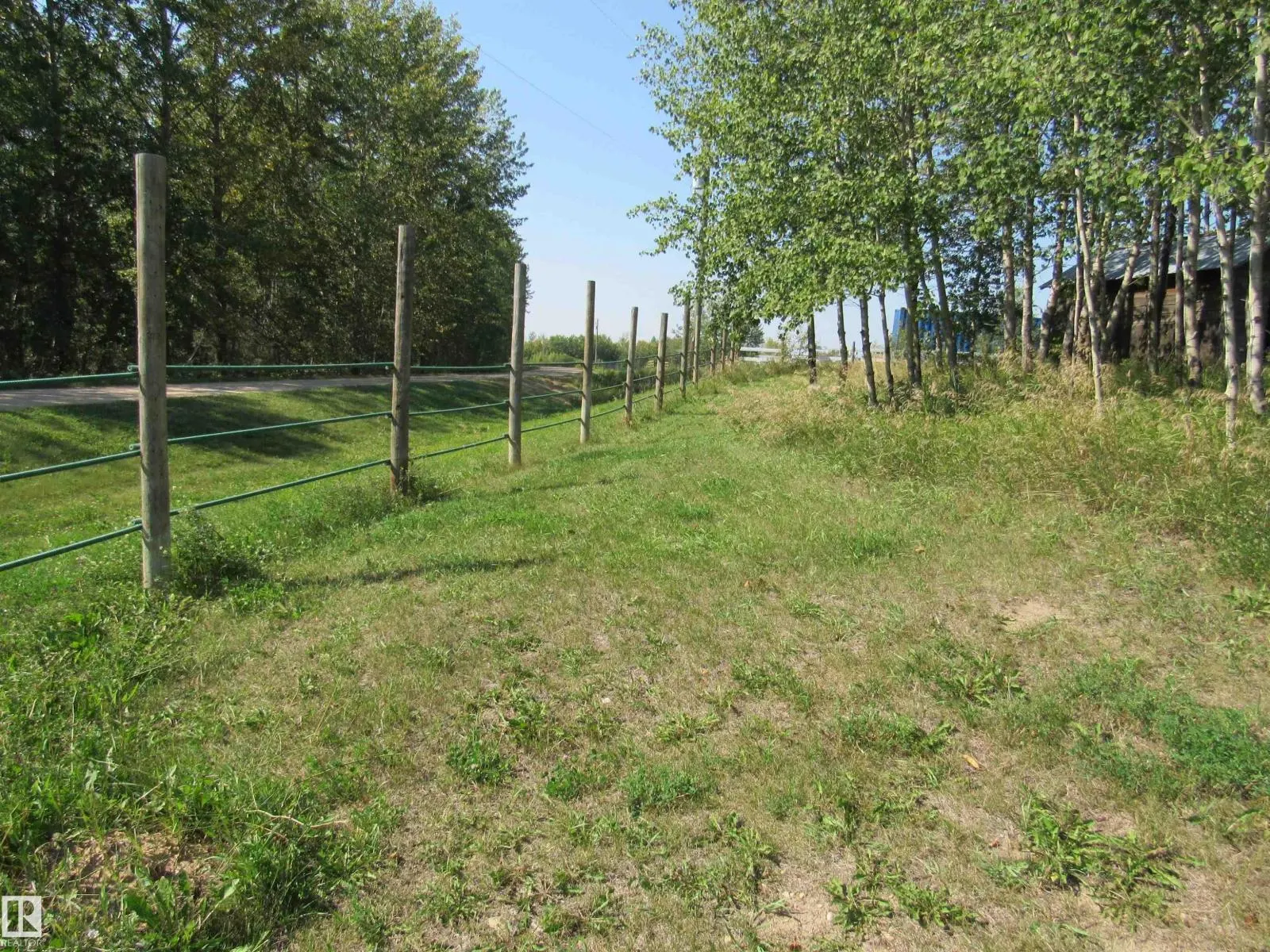 #228 Lakeside DR