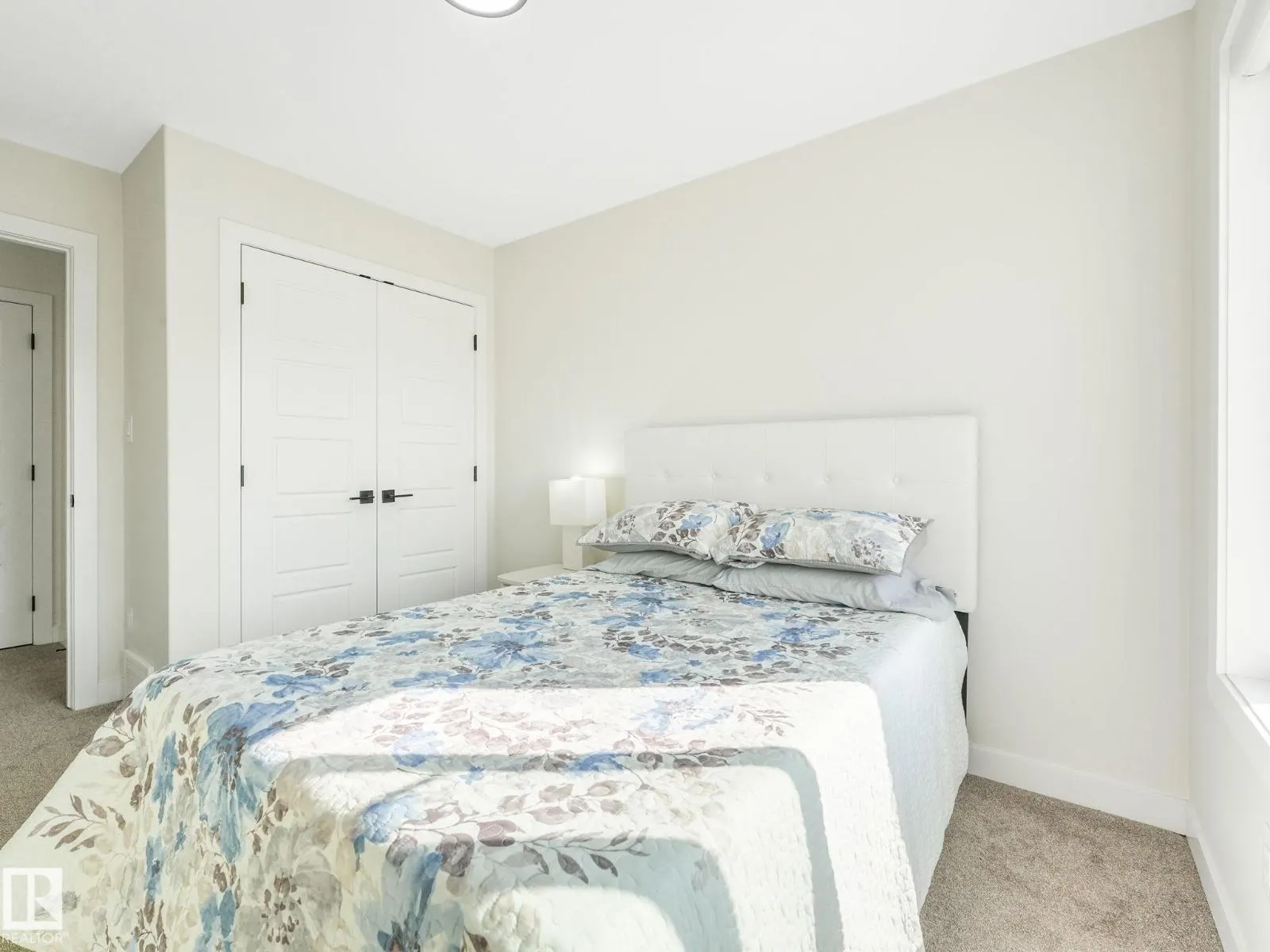 3063 200 ST NW