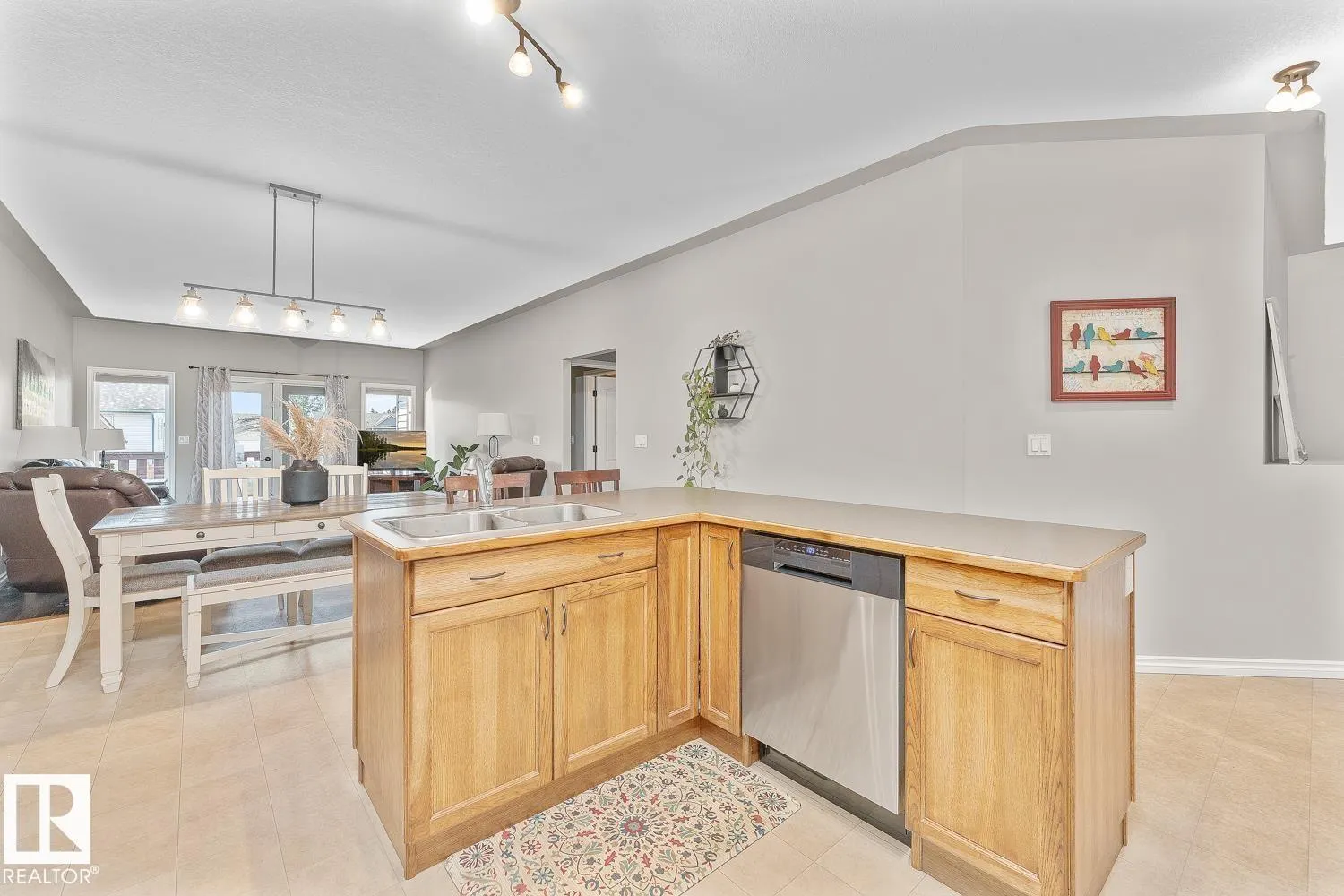 4408 38 ST