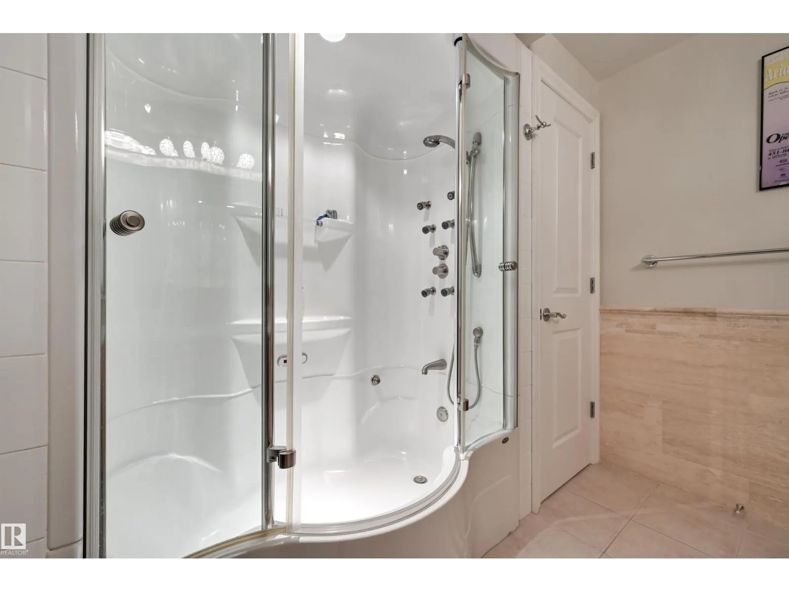 #802 10028 119 ST NW