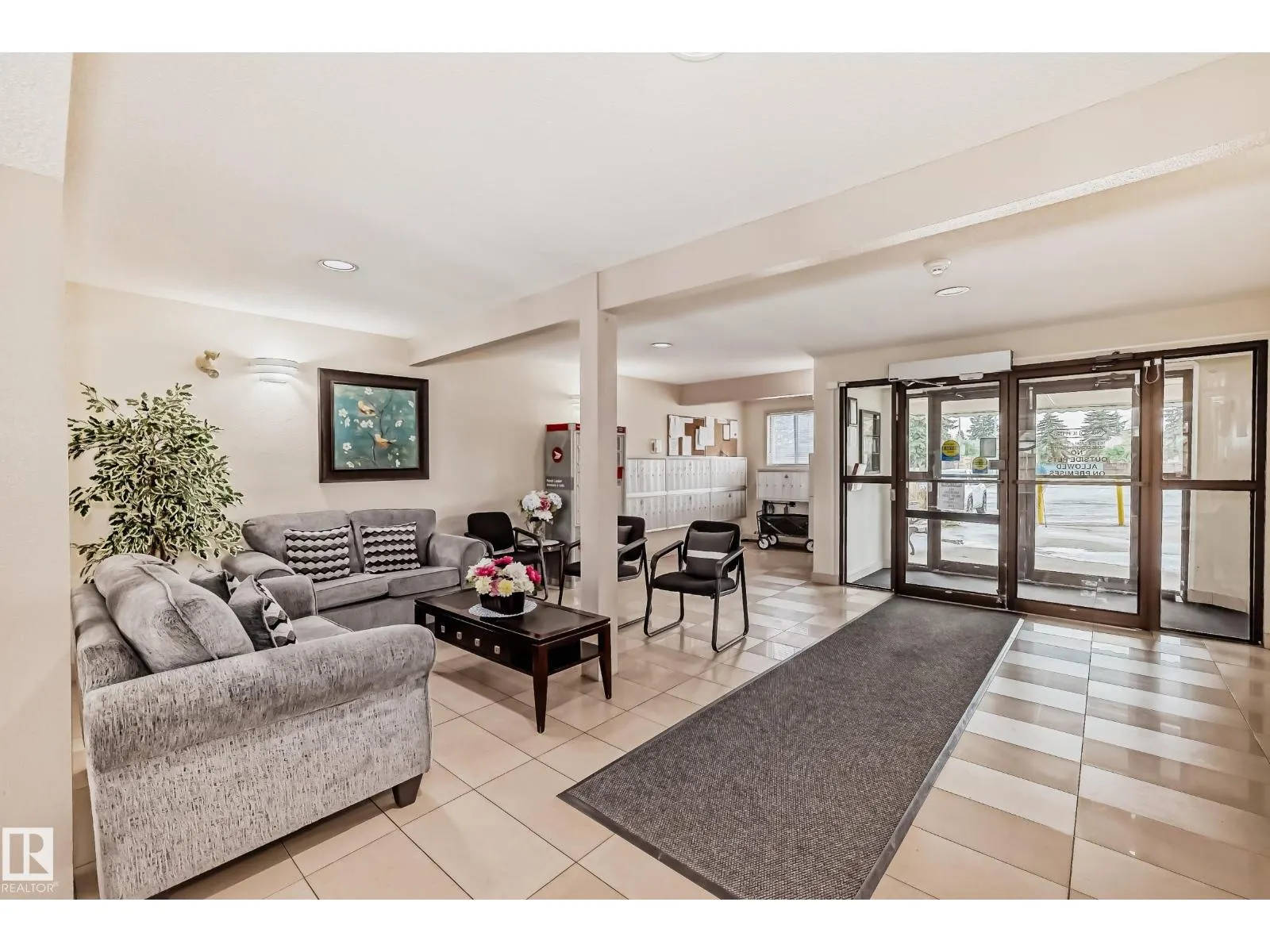 #214 18012 95 AV NW