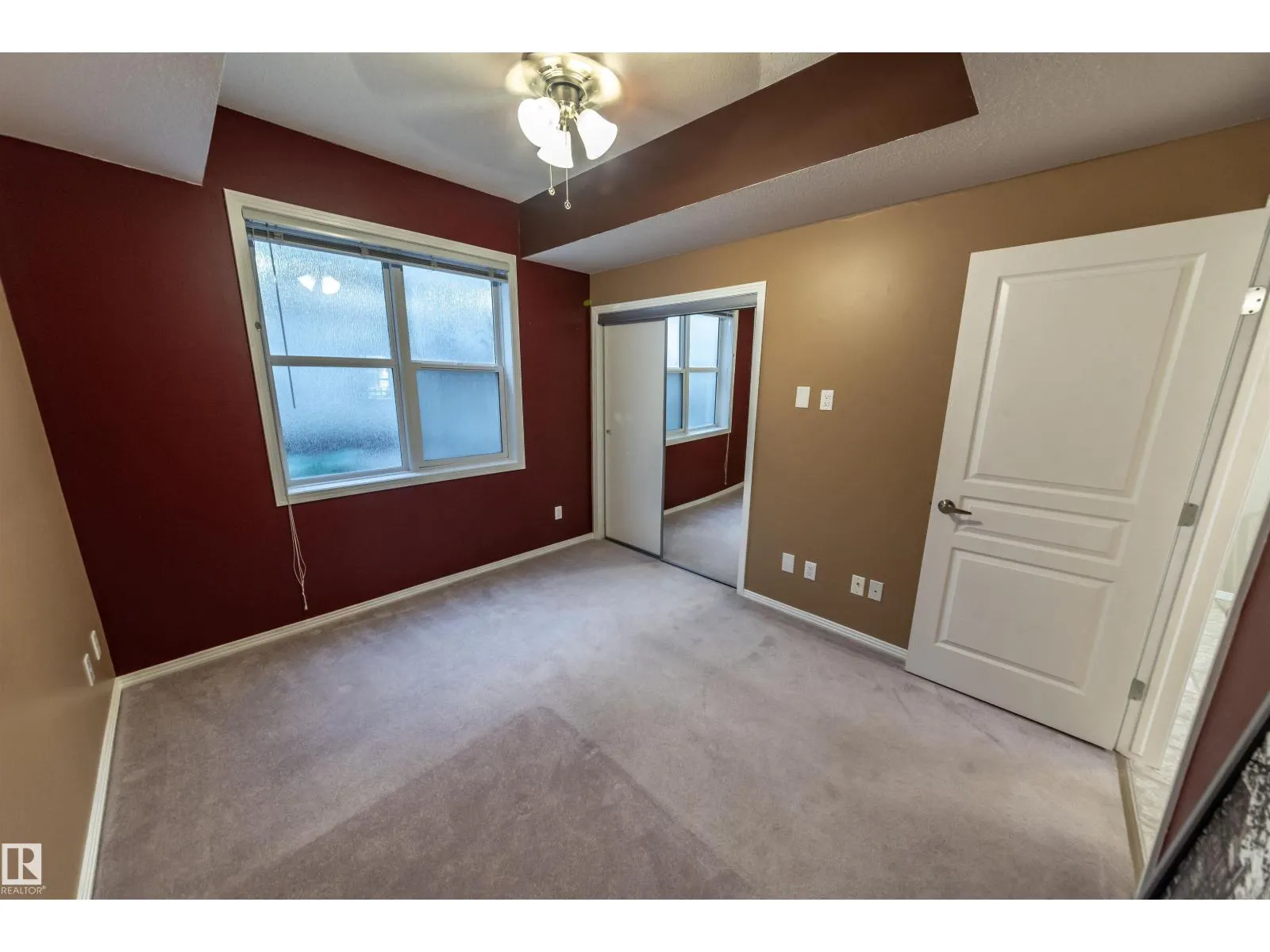 #150 4827 104A ST NW