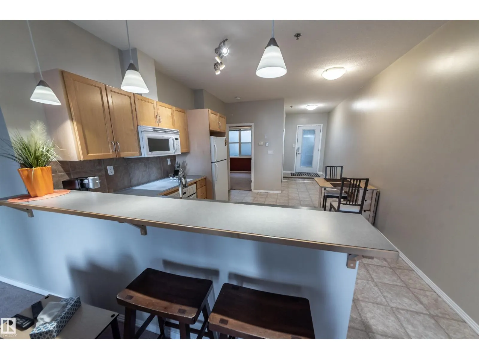 #150 4827 104A ST NW