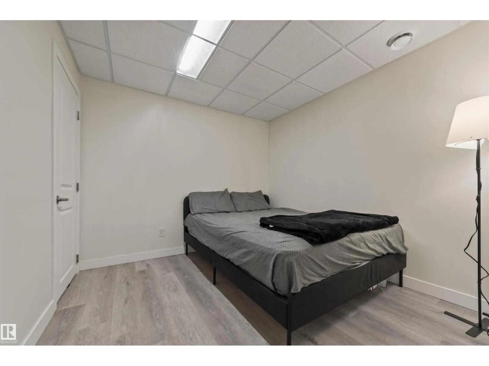 11346 173 AV NW