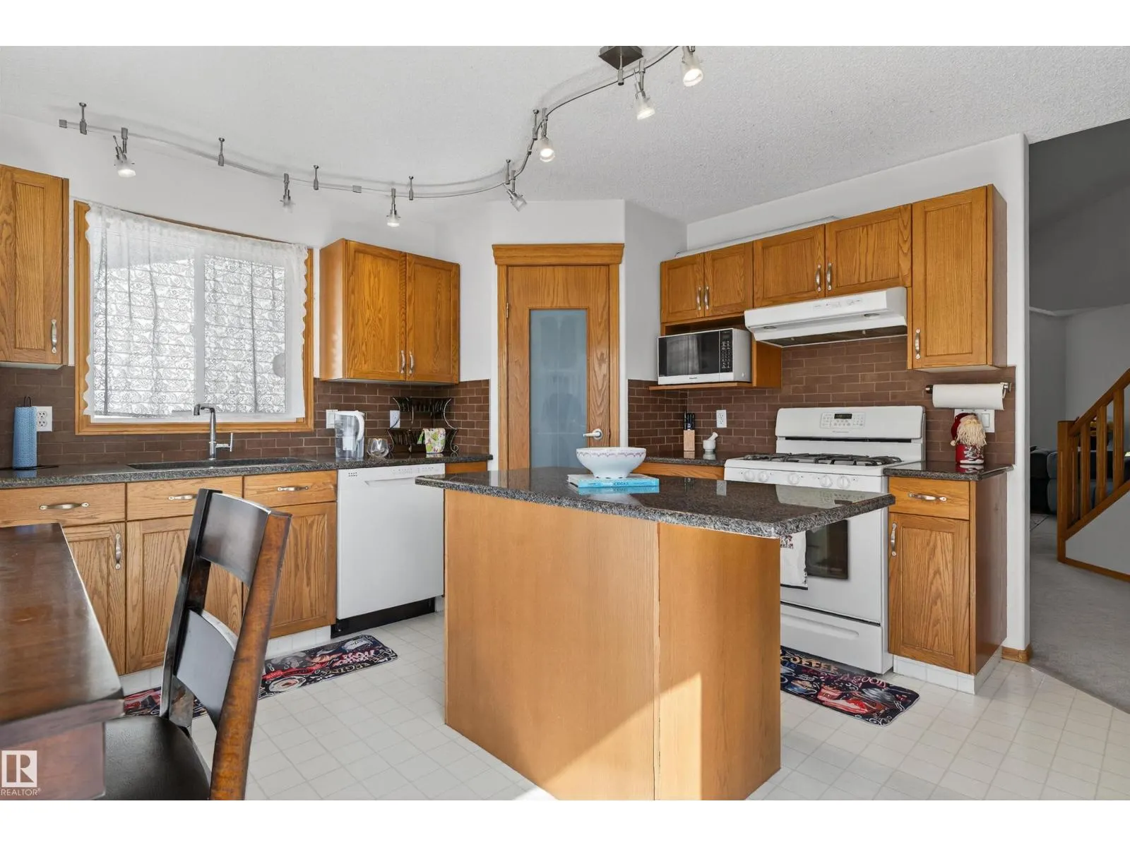 11346 173 AV NW