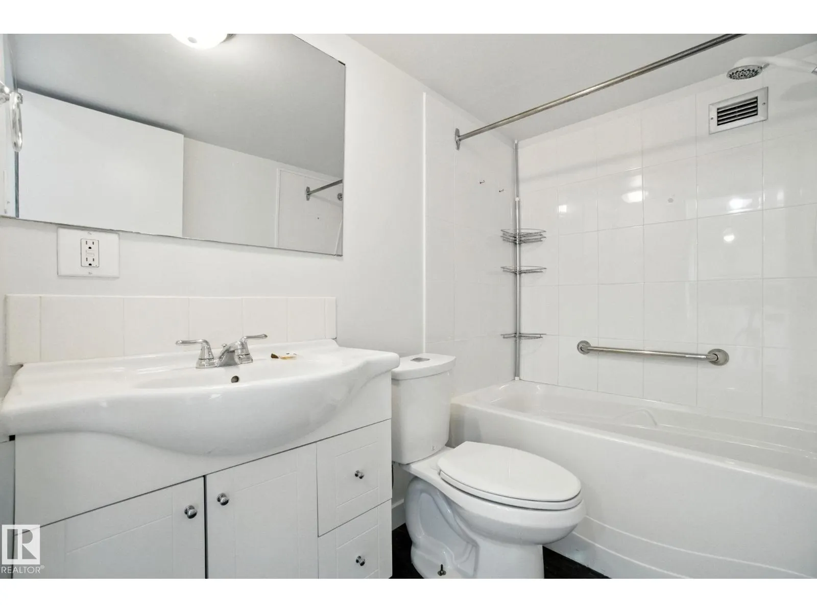 #703 9908 114 ST NW