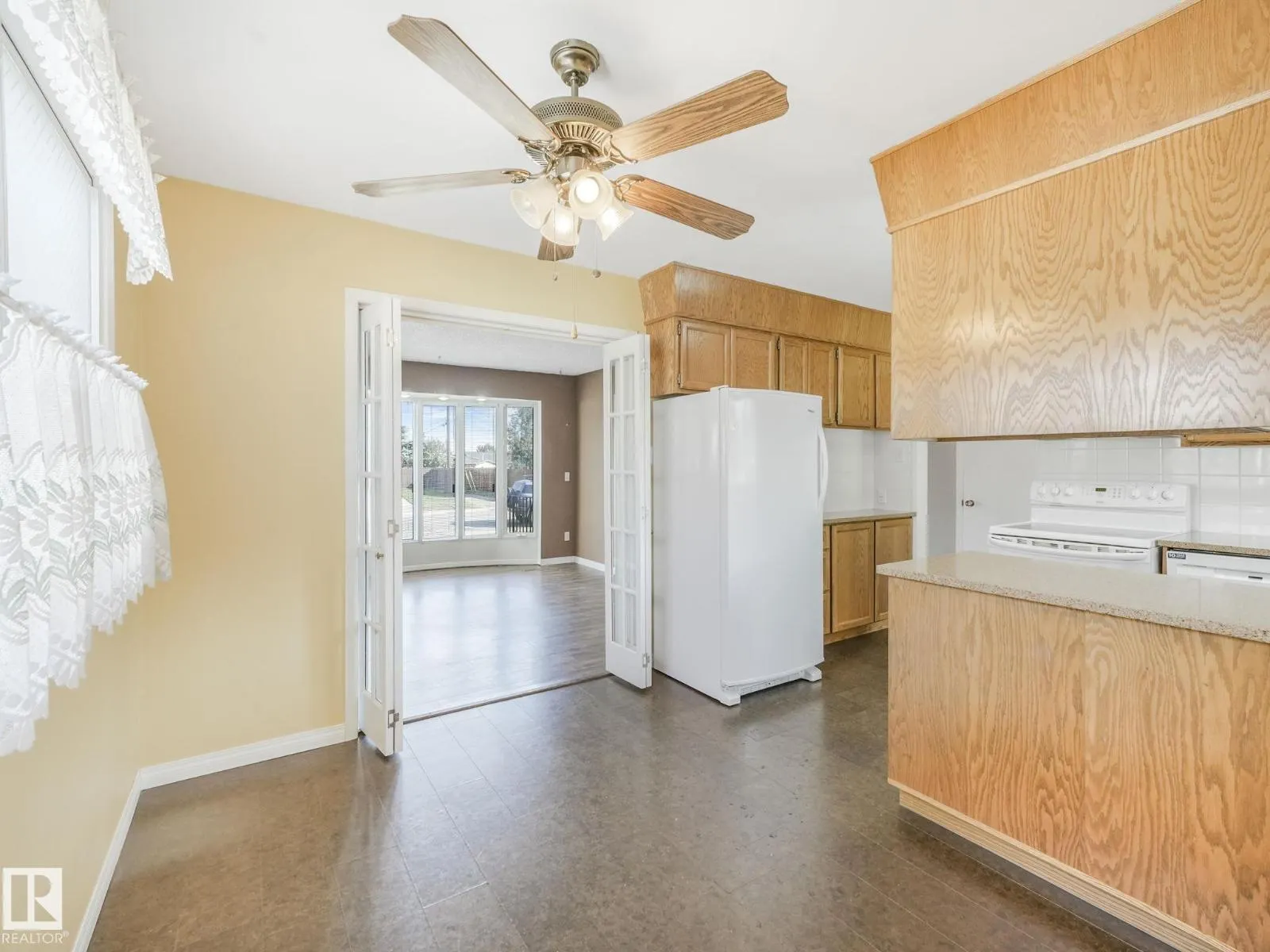 7415 84 AV NW