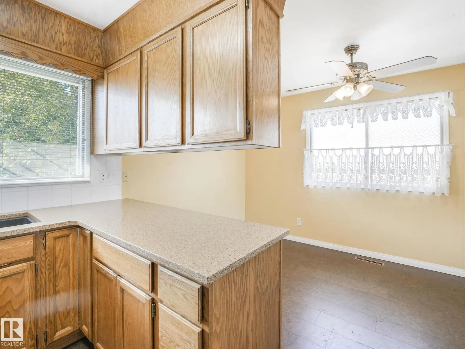 7415 84 AV NW