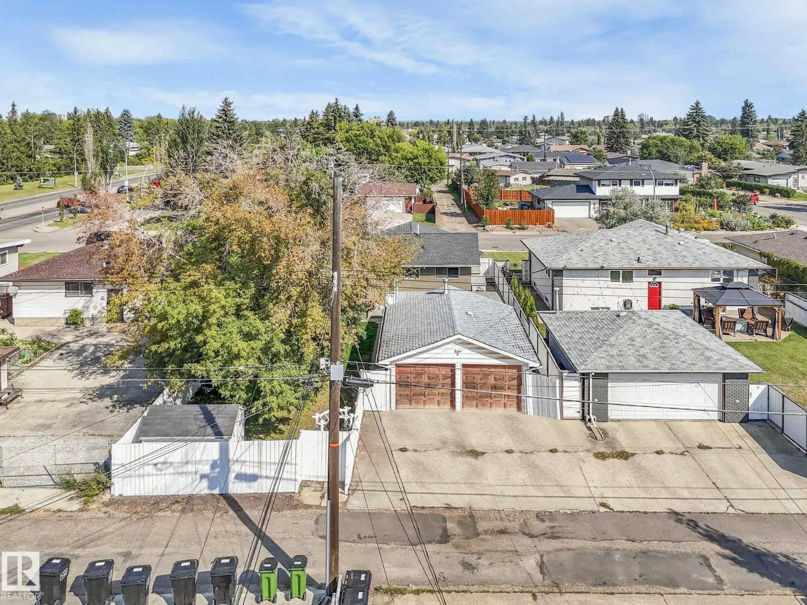 7415 84 AV NW