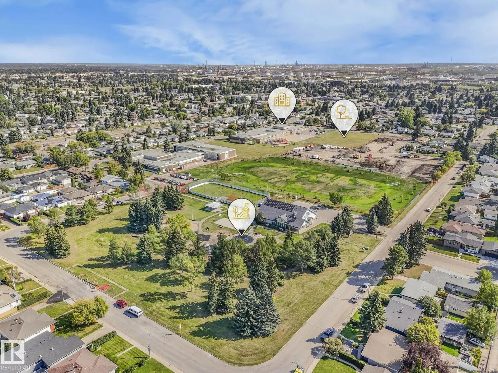 7415 84 AV NW
