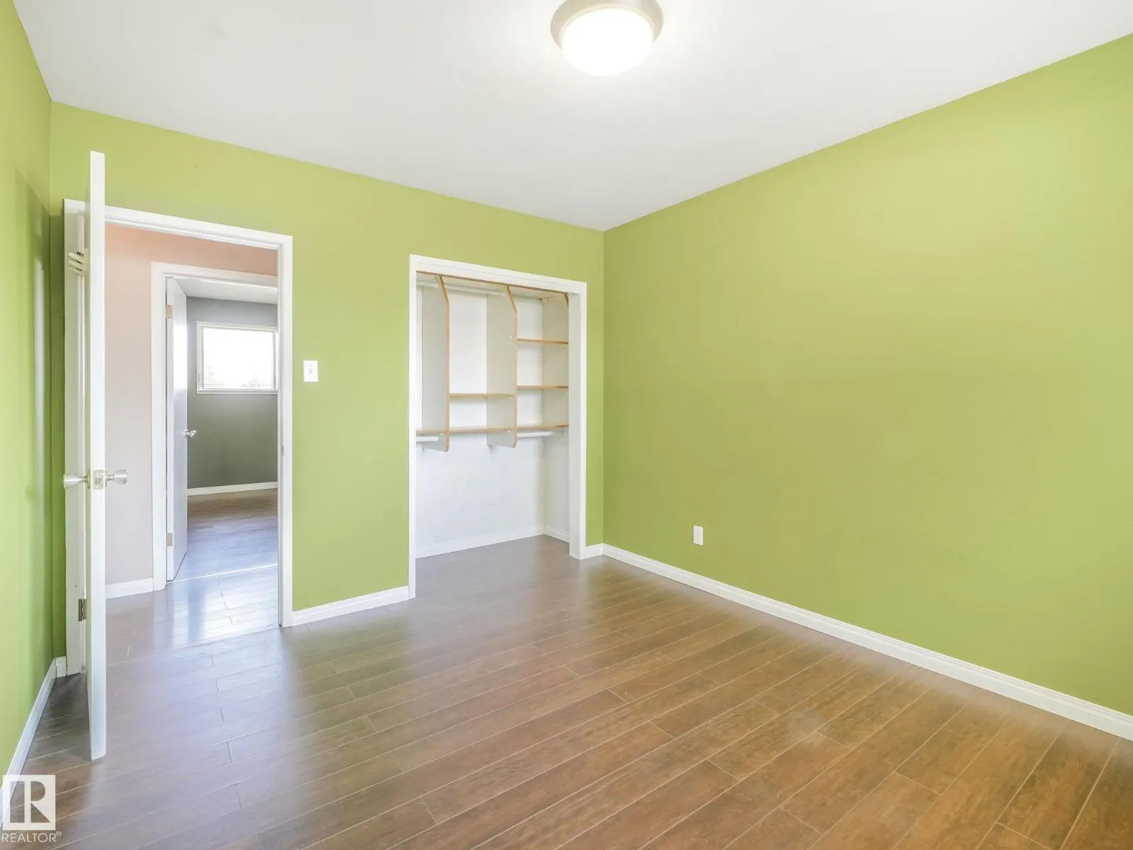 7415 84 AV NW